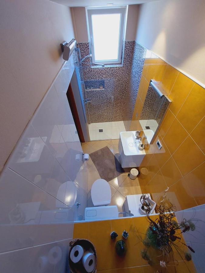 Room And Apartments Antea Rovinj Exterior foto